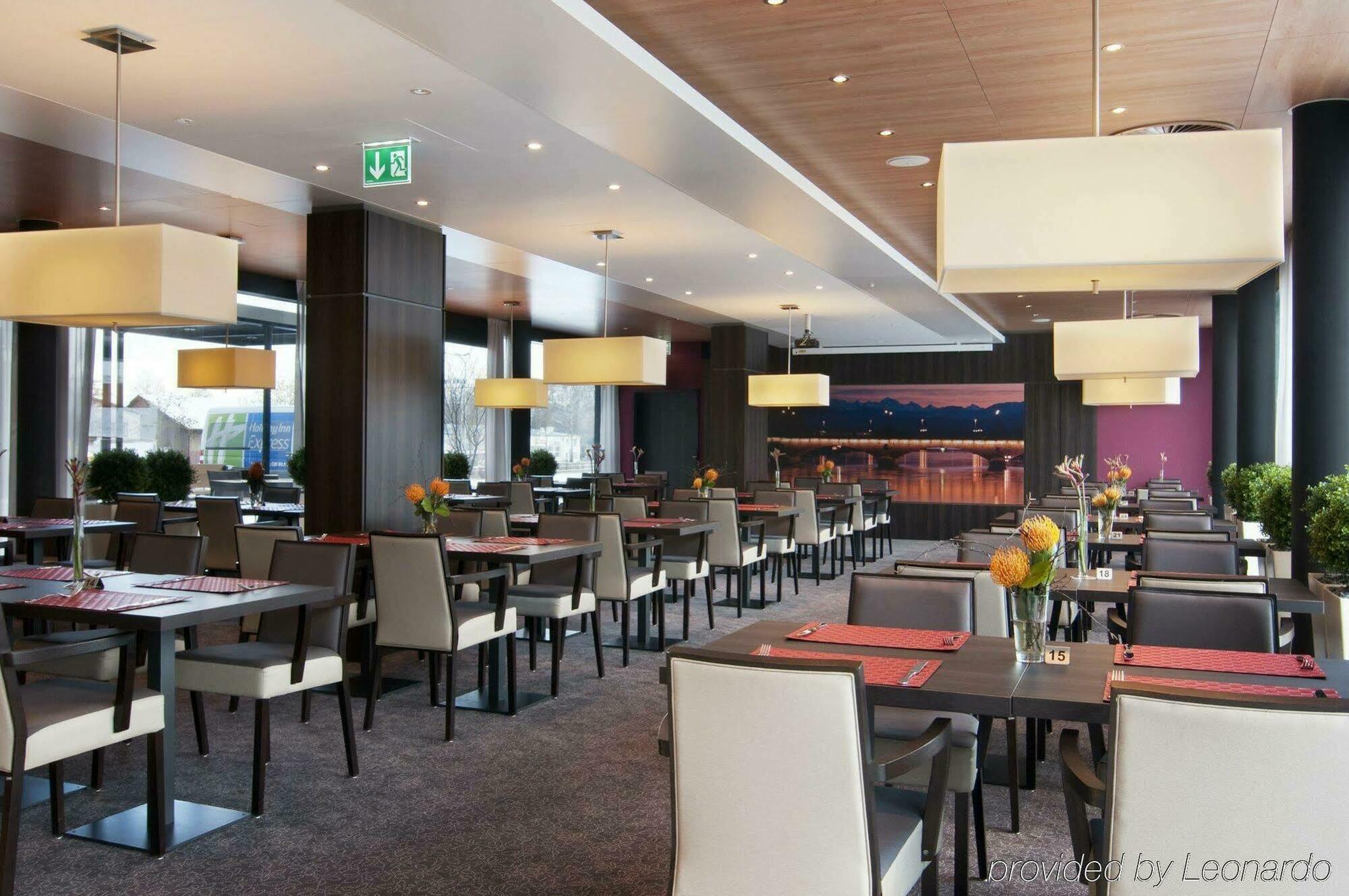 Holiday Inn Express Zurich Airport, An Ihg Hotel Rumlang Restaurant photo